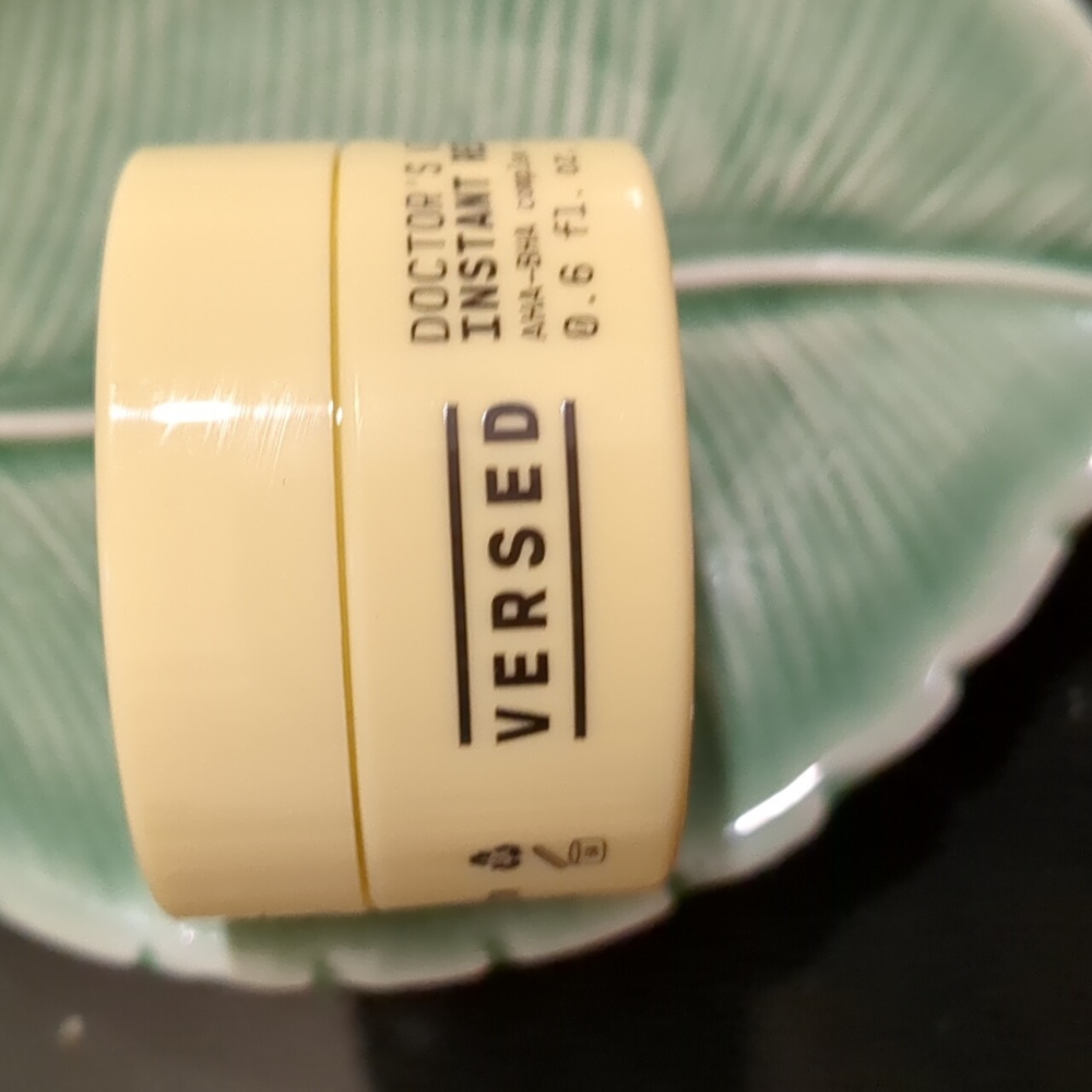 Instant Resurfacing Mask - Picture 2 of 4